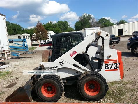 Bobcat 873 Skid Steer Tires